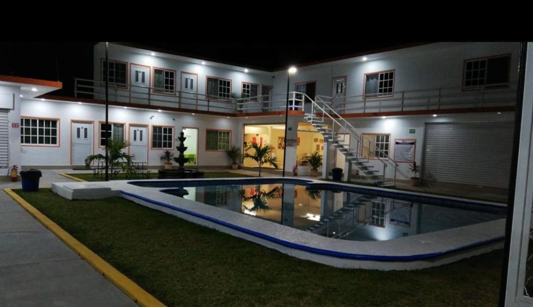 Hotel Villa Maran Chachalacas Ambiente Familiar Playa Chachalacas 外观 照片